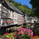 Haus An Der Rur - 5 Mitten In Апартаменты *