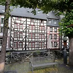 Haus An Der Rur - 5 Mitten In * Моншау