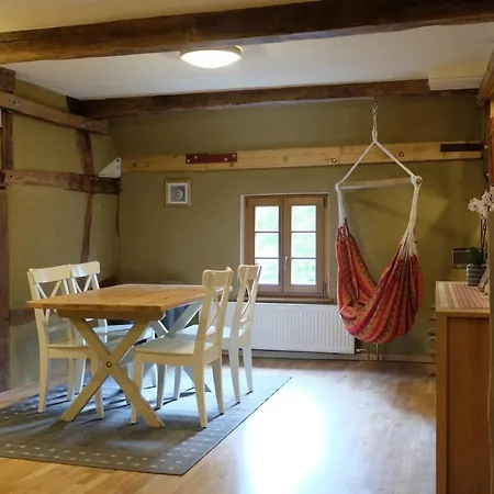 Haus An Der Rur - 5 Mitten In *